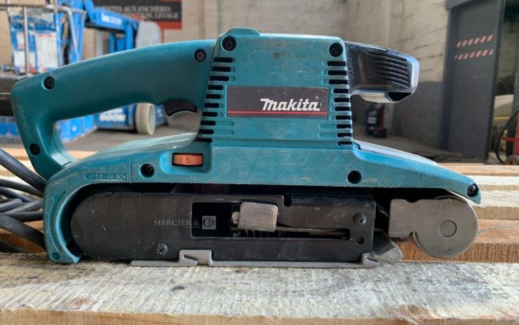 MAKITA 9404  PON011055