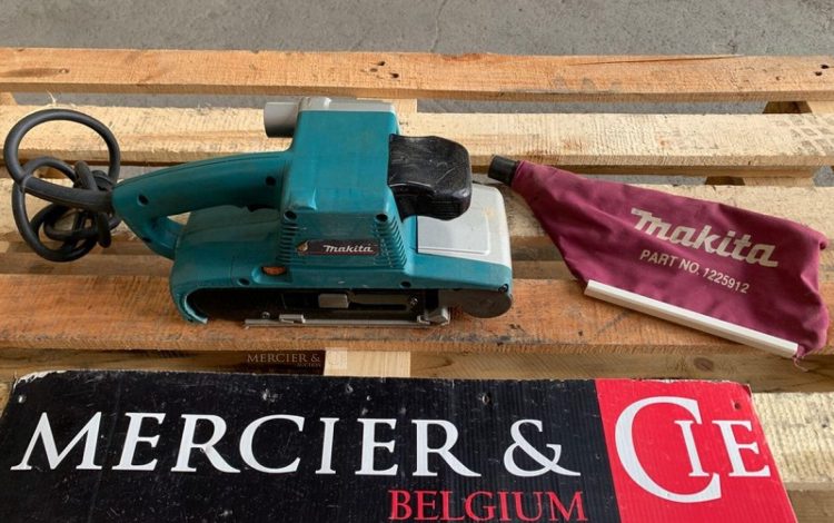 MAKITA 9404  PON011123