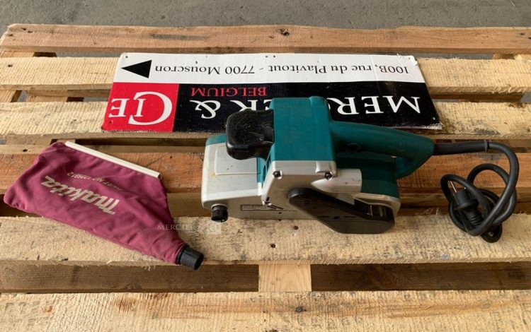 MAKITA 9404  PON011123