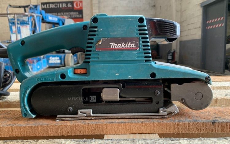 MAKITA 9404  PON011123
