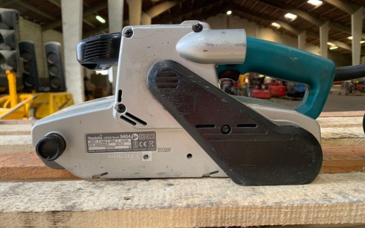 MAKITA 9404  PON011123