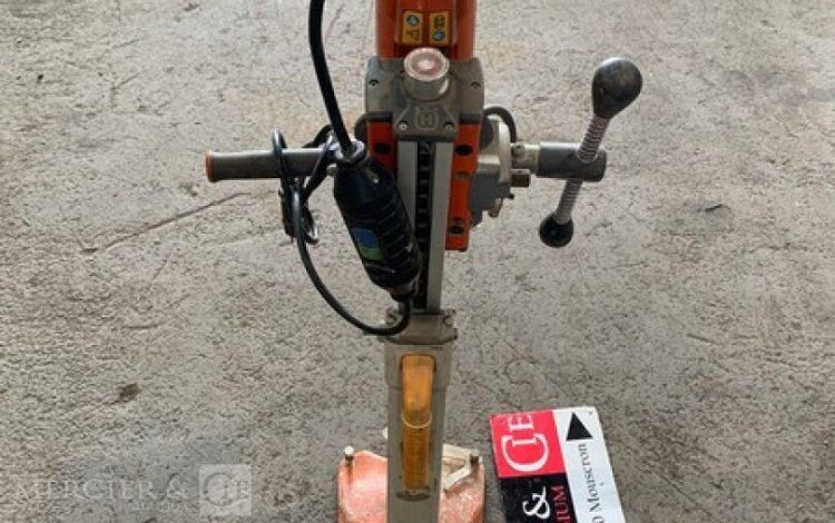 HUSQVARNA DM220  FOR010835