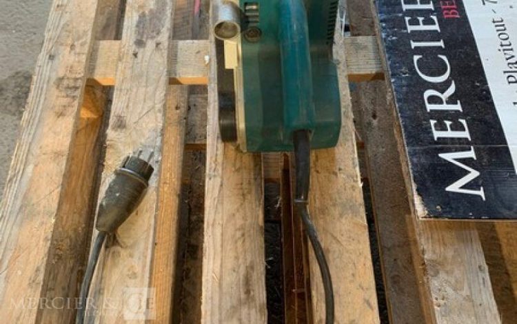 MAKITA 9404  PON010632