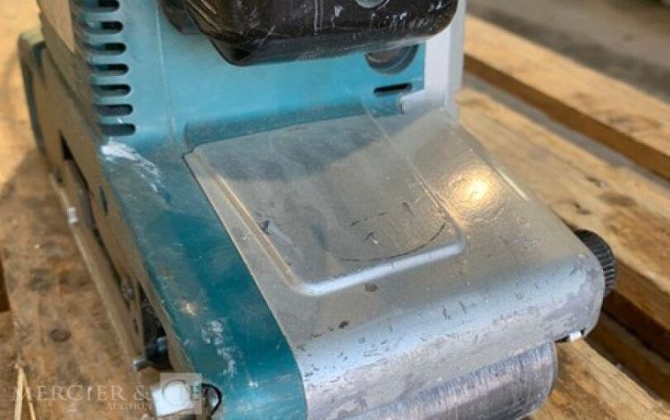 MAKITA 9404  PON010632