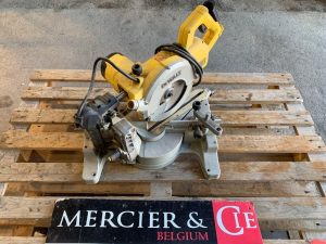 DEWALT DW777  SCI010072