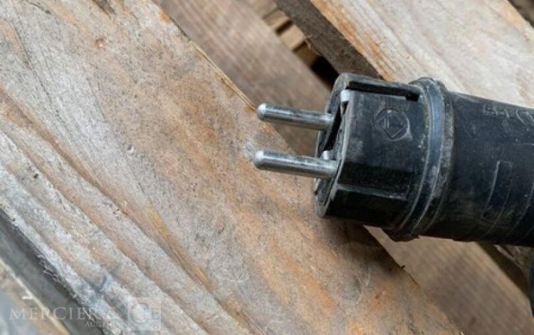 DEWALT DW777-QS  SCI010160