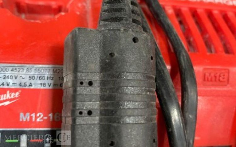 MILWAUKEE M12CH-202X  MIL010001