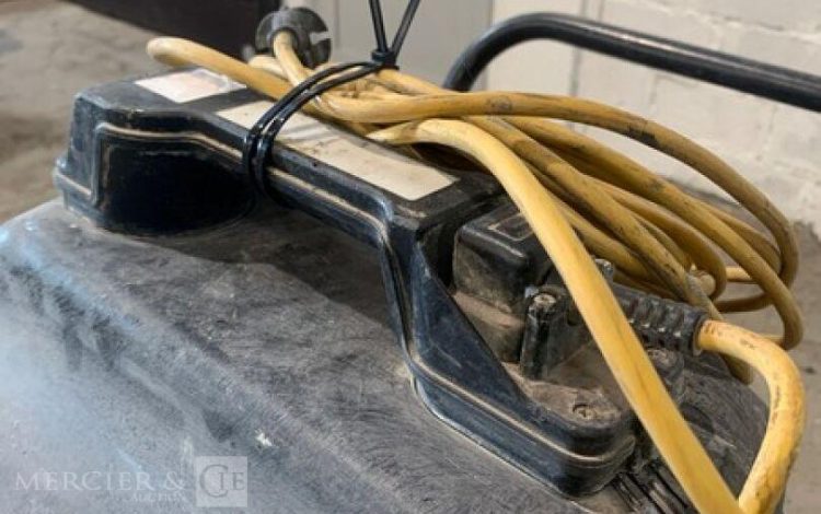 NUMATIC   98MAM82025