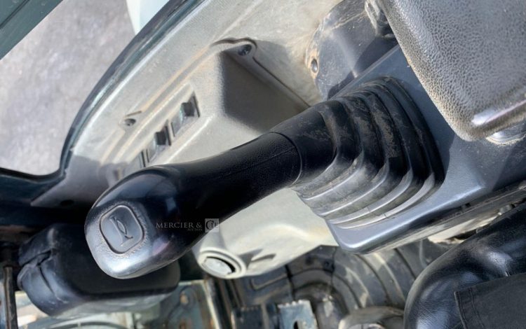 HYUNDAI MINI PELLE SUR CHENILLES 3,8 TONNES  ROB1812