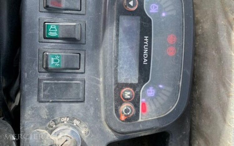 HYUNDAI MINI PELLE SUR CHENILLES 3,8 TONNES  ROB1812