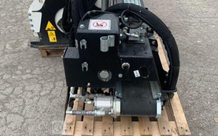 SIMEX RABOTEUSE AUTO NIVELLANTE AVEC TAPIS CONVOYEUR  SPLC18HP