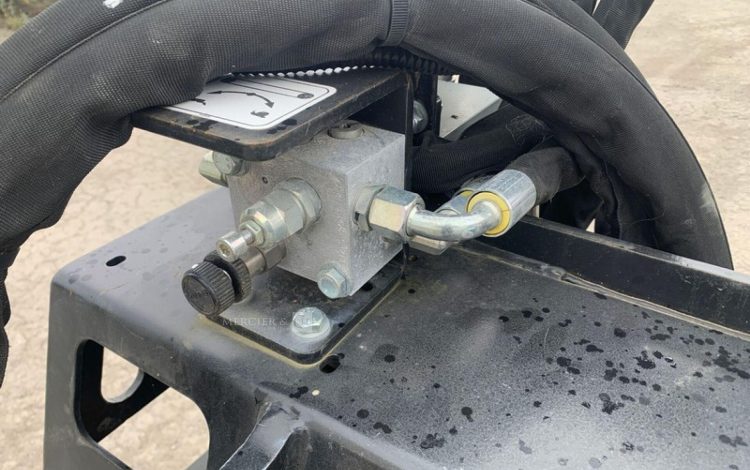 SIMEX RABOTEUSE AUTO NIVELLANTE AVEC TAPIS CONVOYEUR  SPLC18HP