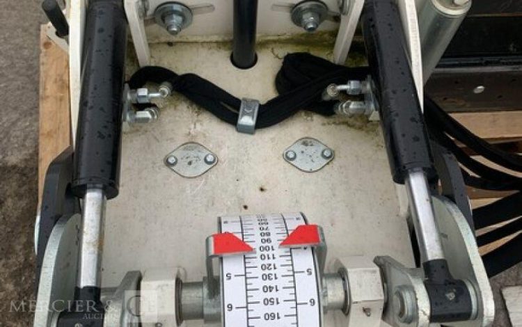 SIMEX RABOTEUSE AUTO NIVELLANTE AVEC TAPIS CONVOYEUR  SPLC18HP