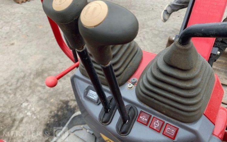 YANMAR SV08-1C  1D879