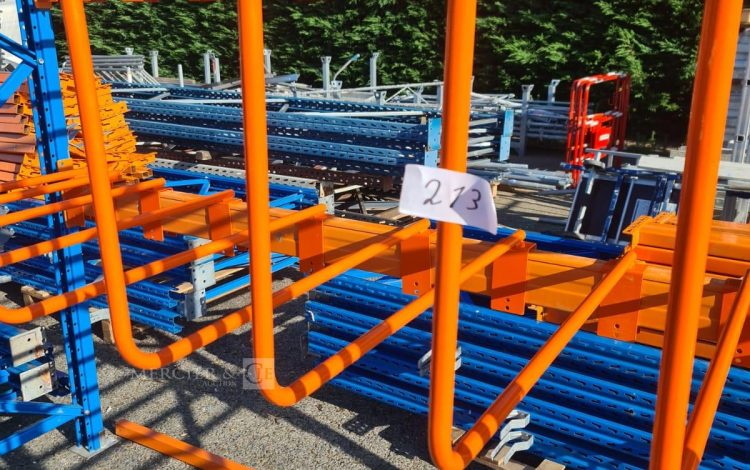 autre Lot de 24 arceaux de protection pour racks de stockage  de 120cm x 80cm. Structu  208