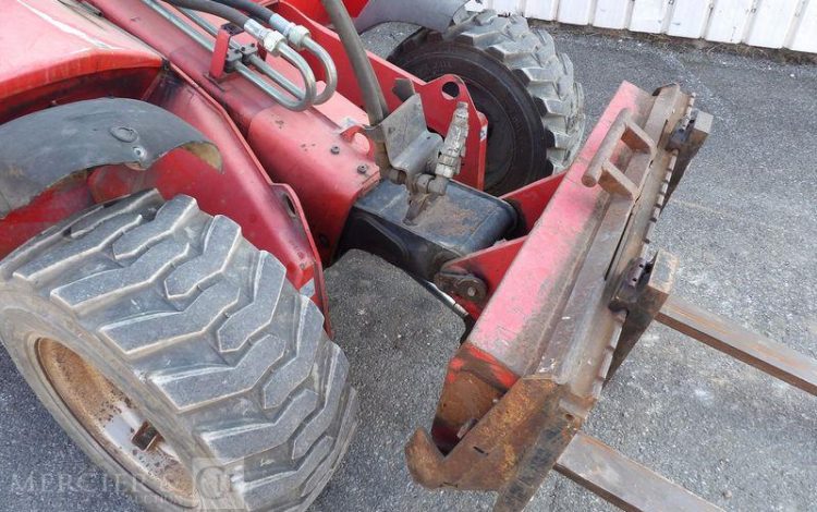 MANITOU CHARIOT TELESCOPIQUE SLT 420 B  2T  4289H AN2007 ROUGE 233543