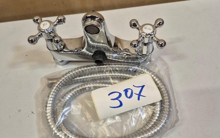 autre Mélangeur bain/douche finition chromé avec tuyau flexible  296