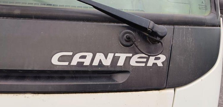MITSUBISHI CANTER BENNE AVEC GRUE HIAB MODELE XS BLANC 997BDW69
