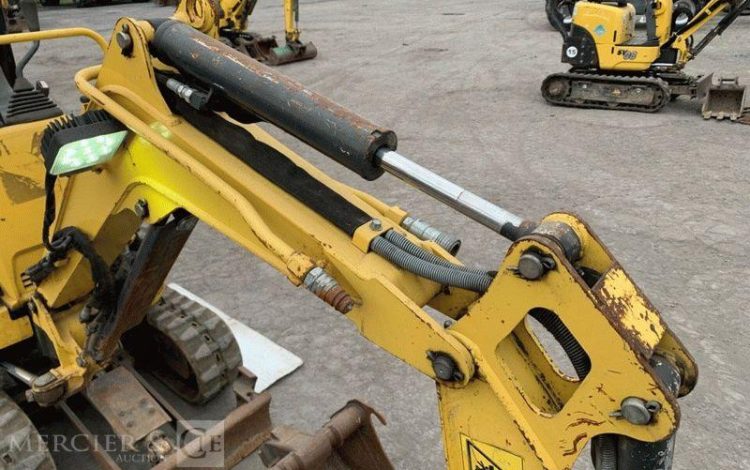 YANMAR SV08-1A(S)  AJ088