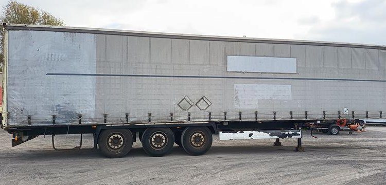 KRONE SEMI REMORQUE BACHEE  AX-069-CC