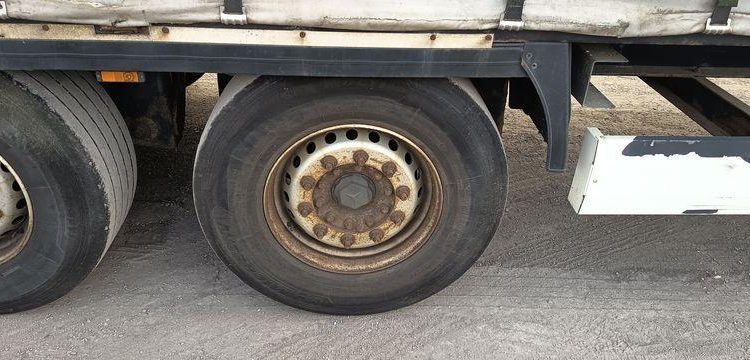 KRONE SEMI REMORQUE BACHEE  AX-069-CC