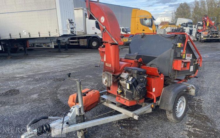 BUGNOT BROYEUR DE BRANCHE  BVE55