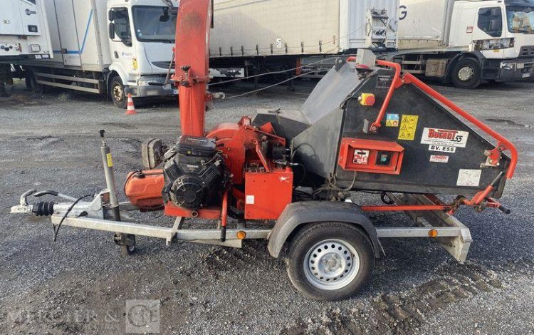 BUGNOT BROYEUR DE BRANCHE  BVE55