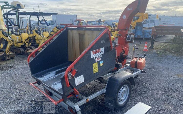 BUGNOT BROYEUR DE BRANCHE  BVE55