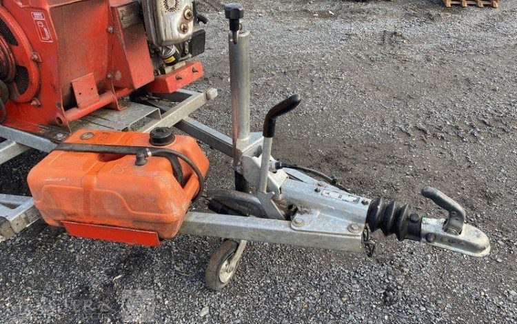 BUGNOT BROYEUR DE BRANCHE  BVE55