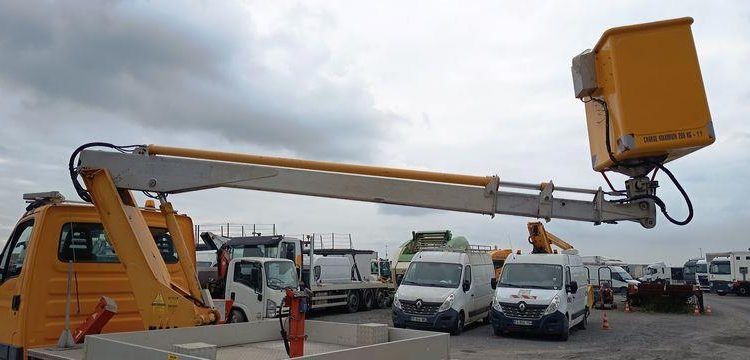 IVECO 35S11   EQUIPE NACELLE 16M  BY-337-SD
