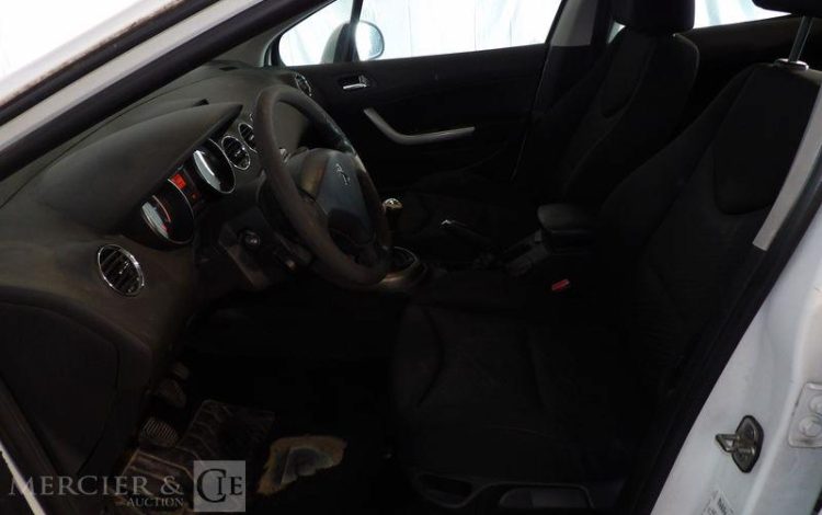 PEUGEOT 308 GENERATION-I 1.6 HDI 90CH BUSINESS BLANC BY-385-SD