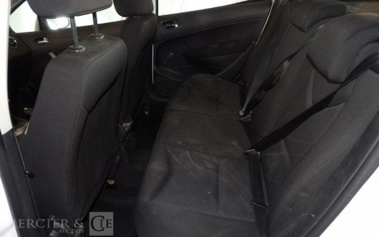 PEUGEOT 308 GENERATION-I 1.6 HDI 90CH BUSINESS BLANC BY-385-SD