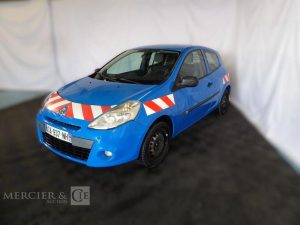 RENAULT CLIO  CA-937-NH