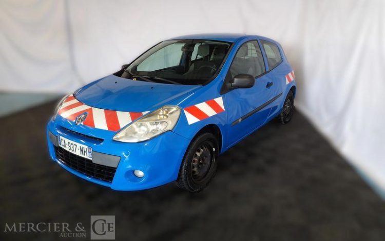 RENAULT CLIO  CA-937-NH