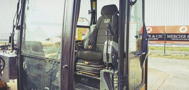CATERPILLAR PELLE SUR CHENILLES 306-CR – DIESEL – 6,4 TONNES – 1715 HEURES – ANNEE 2021  CAT311