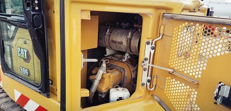 CATERPILLAR PELLE SUR CHENILLES 306-CR – DIESEL – 6,4 TONNES – 1715 HEURES – ANNEE 2021  CAT311
