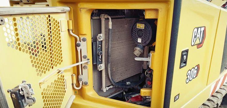 CATERPILLAR PELLE SUR CHENILLES 306-CR – DIESEL – 6,4 TONNES – 1715 HEURES – ANNEE 2021  CAT311