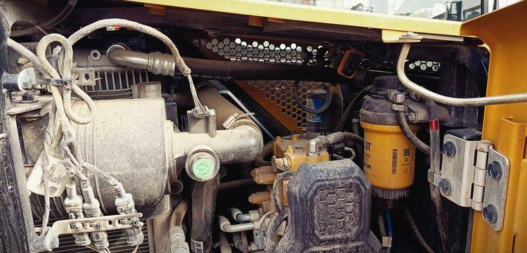 CATERPILLAR PELLE SUR CHENILLES 306-CR – DIESEL – 6,4 TONNES – 1715 HEURES – ANNEE 2021  CAT311