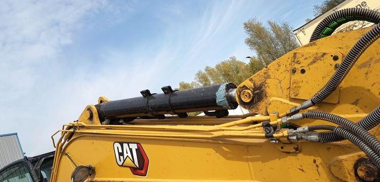 CATERPILLAR PELLE SUR CHENILLES 306-CR – DIESEL – 6,4 TONNES – 1715 HEURES – ANNEE 2021  CAT311