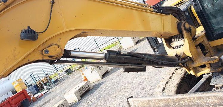 CATERPILLAR PELLE SUR CHENILLES 306-CR – DIESEL – 6,4 TONNES – 1715 HEURES – ANNEE 2021  CAT311