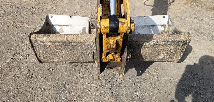 CATERPILLAR PELLE SUR CHENILLES 306-CR – DIESEL – 6,4 TONNES – 1715 HEURES – ANNEE 2021  CAT311