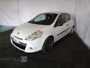 RENAULT CLIO DCI  CE-596-JJ