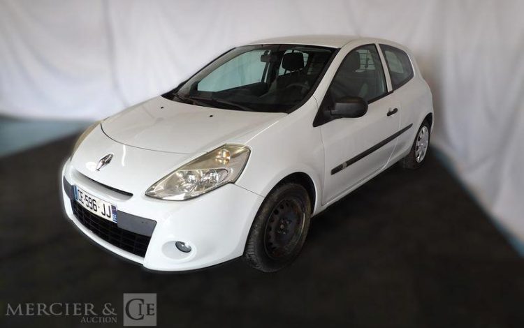 RENAULT CLIO DCI  CE-596-JJ