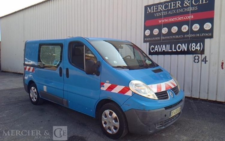 RENAULT TRAFIC II  CF-418-LA
