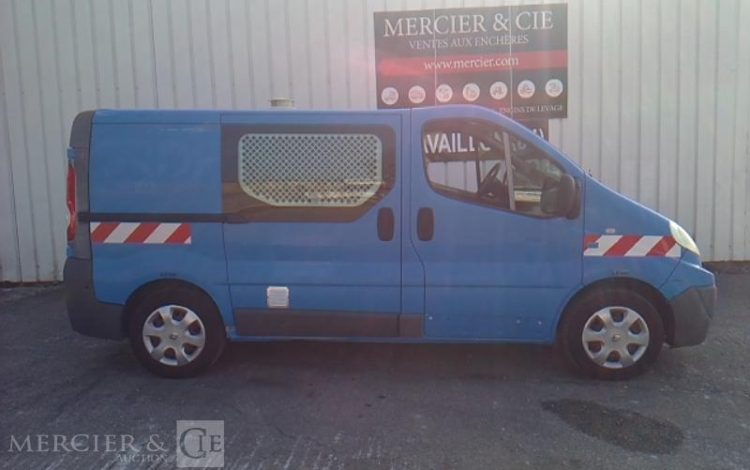 RENAULT TRAFIC II  CF-418-LA