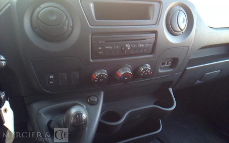 RENAULT MASTER III DCI 100  CJ-002-RF