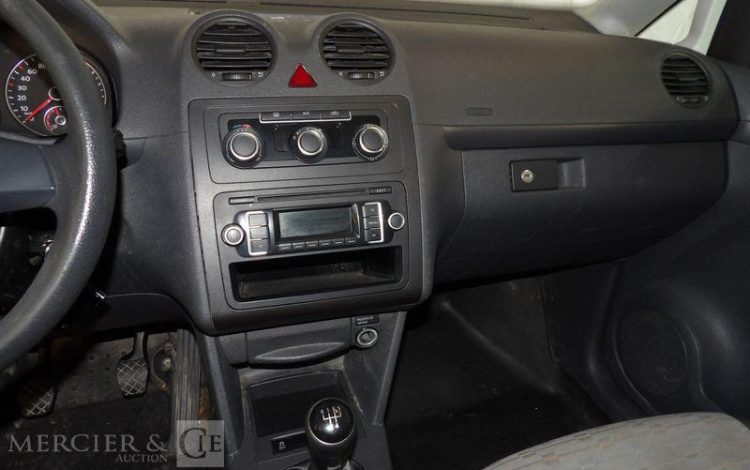 VOLKSWAGEN CADDY GPL  CN-495-JL