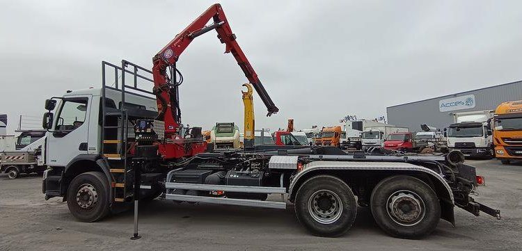 RENAULT PREMIUM LANDER 380 DXI 6X2 AVEC GRUE HMF ET BRAS AMPLIROLL MARREL – 239076 KMS BLANC CT-994-DY