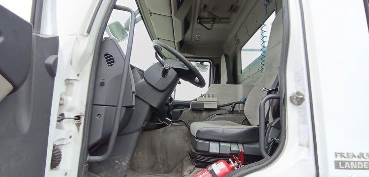 RENAULT PREMIUM LANDER 380 DXI 6X2 AVEC GRUE HMF ET BRAS AMPLIROLL MARREL – 239076 KMS BLANC CT-994-DY