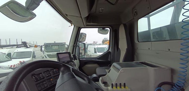 RENAULT PREMIUM LANDER 380 DXI 6X2 AVEC GRUE HMF ET BRAS AMPLIROLL MARREL – 239076 KMS BLANC CT-994-DY
